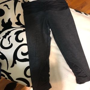 lululemon cropped leggings